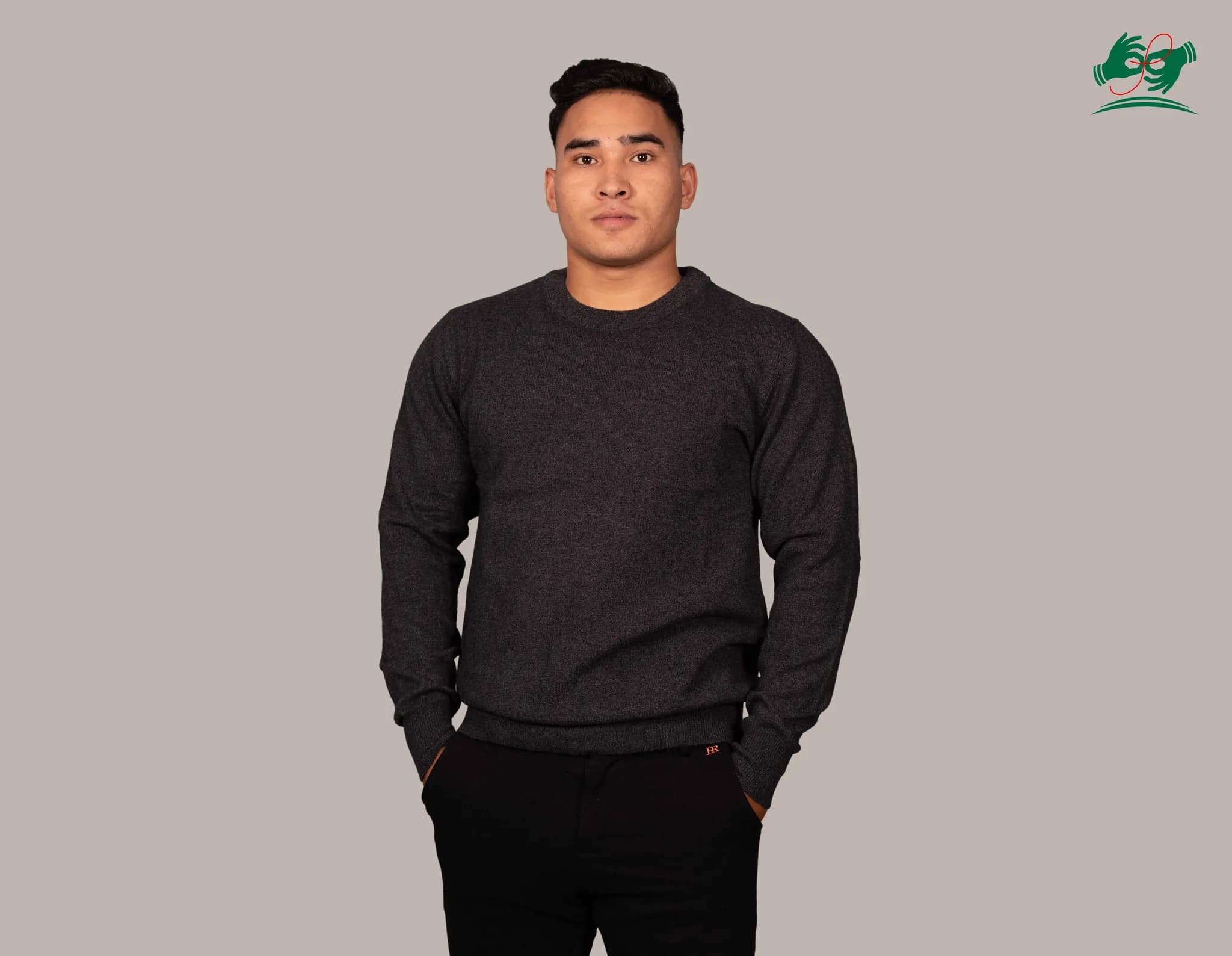 Men's cashmere sweater in Black